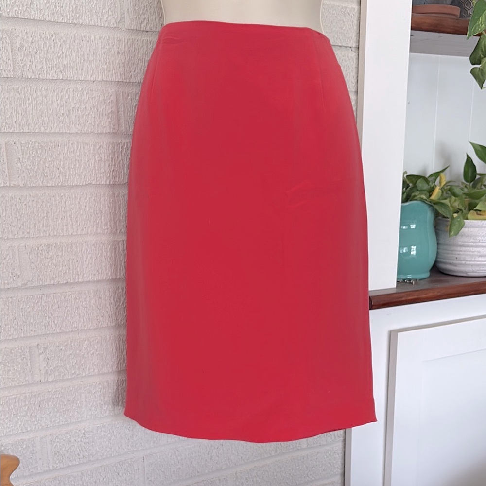 Episode by Carolyn Wight Freeman 100% Silk Skirt Bright Coral Size 8 Lined NWT